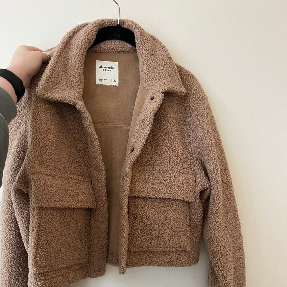 Abercrombie & Fitch Women's Tan Sherpa Jacket